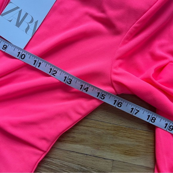 NWT ZARA Stretchy knotted Dress NEOn pink Long sleeves shoulder pads Zipper - Picture 14 of 16